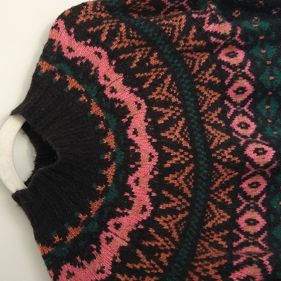 American Eagle Black Batwing Fair Isle Pink & Green Printed Wool Blend Sweater - Picture 8 of 16
